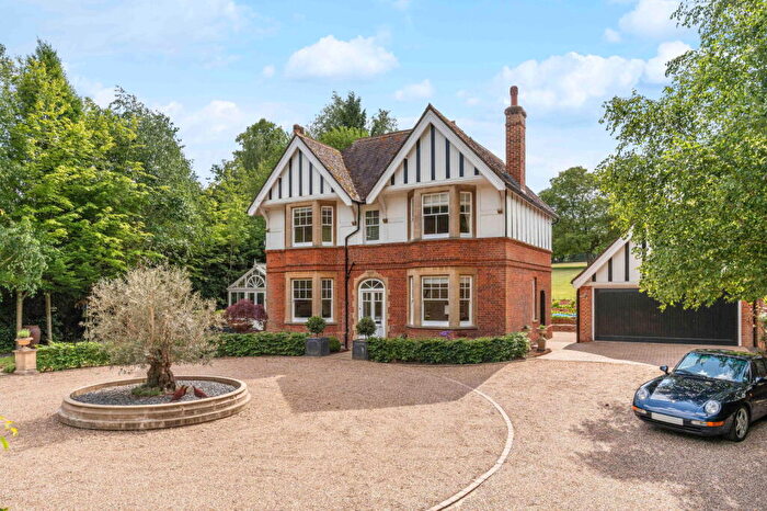 5 Bedroom Country House For Sale In Watford House, Westmill, SG9