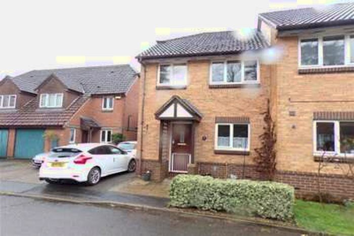 3 Bedroom House To Rent In Ringwood, BH24