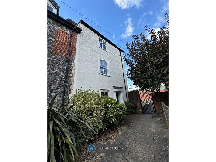 3 Bedroom End Terrace House To Rent In Stonemasons Court, Norwich, NR3
