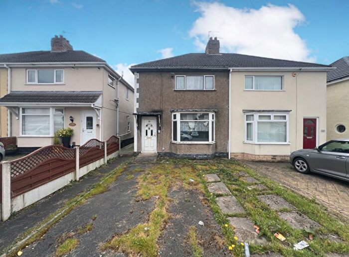 3 Bedroom Semi Detached House For Sale In Ringwood Road, Wolverhampton, WV10