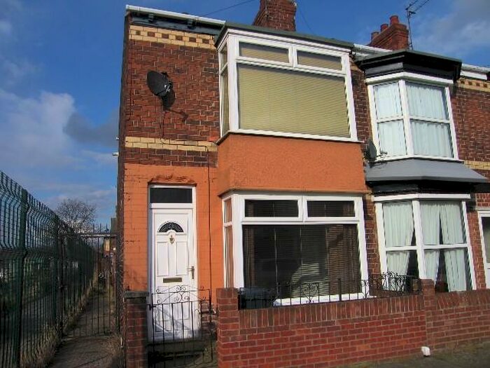 2 Bedroom End Of Terrace House To Rent In Manvers Street, Newland Avenue, Hull, HU5