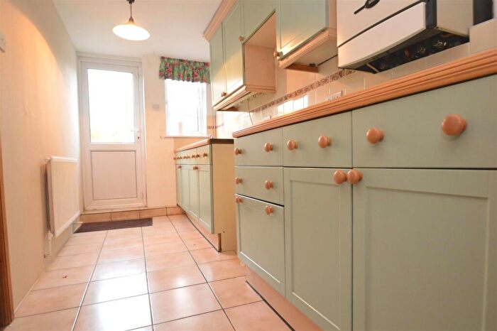 2 Bedroom House To Rent In Upper Stone Street, Maidstone, ME15