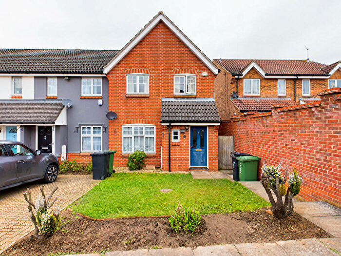 3 Bedroom End Of Terrace House To Rent In Keats Close, Downham Market, PE38