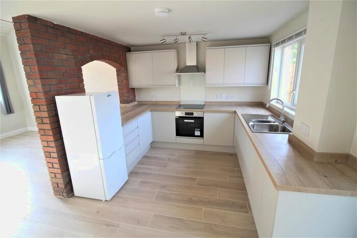 1 Bedroom Terraced House To Rent In Roman Way, Chippenham, SN15