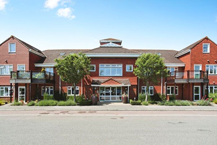 2 Bedroom Flat For Sale In High Street, Ticehurst, Wadhurst, East Sussex, TN5