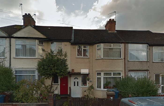 3 Bedroom Terraced House To Rent In Toorack Road, Harrow, HA3