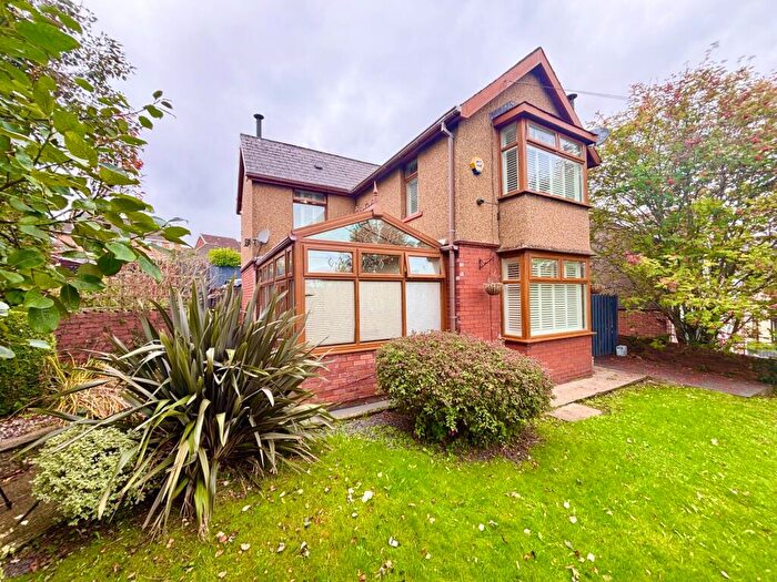 3 Bedroom Detached House For Sale In Broadway, Pontypool, NP4