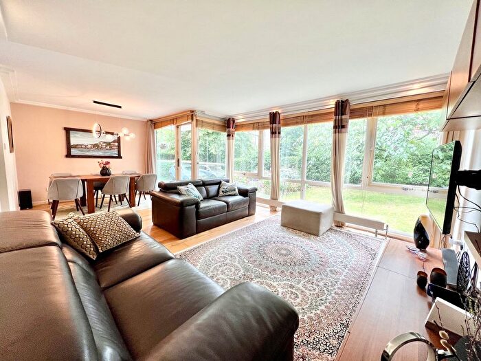 2 Bedroom Flat To Rent In Imperial Towers, Netherhall Gardens, Belsize Park, NW3