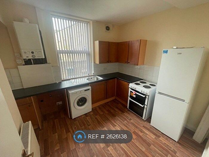 1 Bedroom Flat To Rent In Exchange Street, Colne, BB8