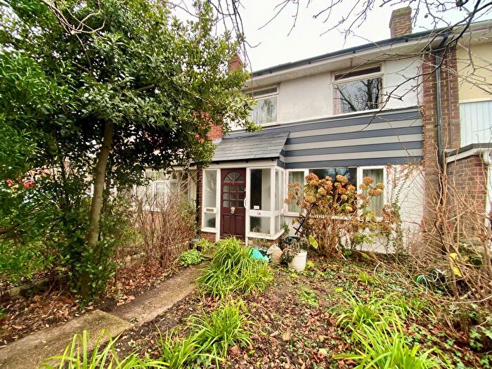 3 Bedroom Terraced House For Sale In Kennedy Avenue, Fareham, PO15