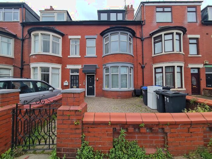 1 Bedroom Flat To Rent In Bloomfield Road, Blackpool, FY1