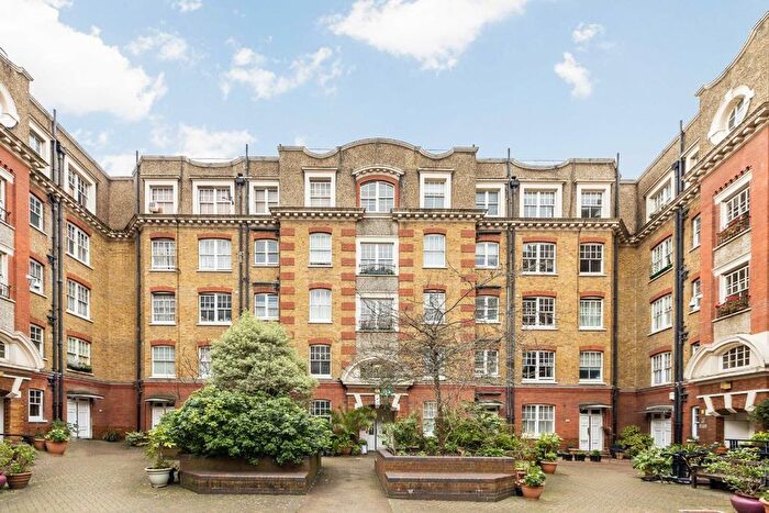3 Bedroom Flat To Rent In Tonbridge Street, Bloomsbury, WC1H