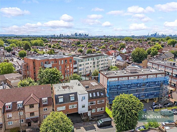 1 Bedroom Flat To Rent In Raglan Road, London, E17