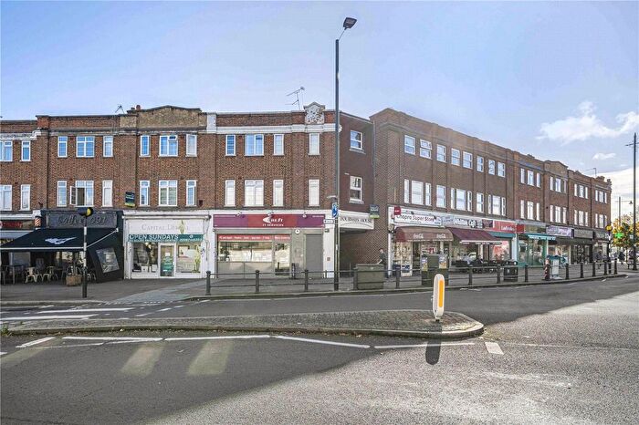 1 Bedroom Flat To Rent In Nelson Road, Twickenham, TW2