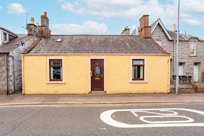 3 Bedroom Terraced House For Sale In High Street, Dalbeattie, DG5