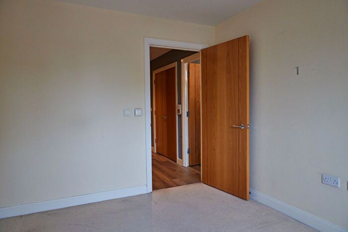 2 Bedroom Flat For Sale In Brindley Gardens, Bilbrook, WV8