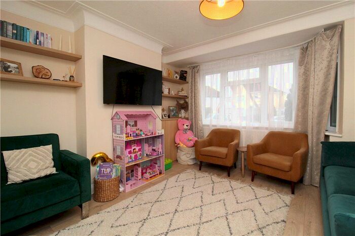 3 Bedroom Terraced House To Rent In Rayners Lane, Harrow, HA2