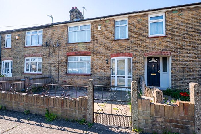 3 Bedroom Terraced House To Rent In Lewis Road, Swanscombe, Kent, DA10