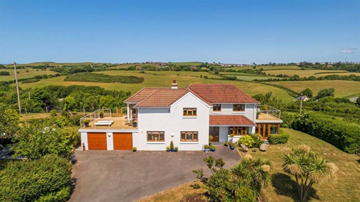 5 Bedroom Detached House For Sale In Abbotsham, Bideford, EX39