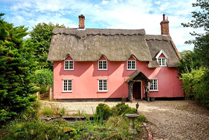 3 Bedroom Detached House For Sale In Kenninghall Road, Garboldisham, IP22