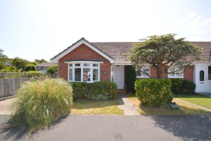 2 Bedroom Bungalow To Rent In Bennetts Close, West Wittering, Chichester, West Sussex, PO20