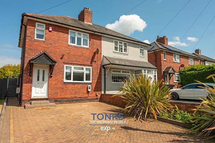 2 Bedroom Semi Detached House For Sale In Ridgefield Road, Halesowen, B62