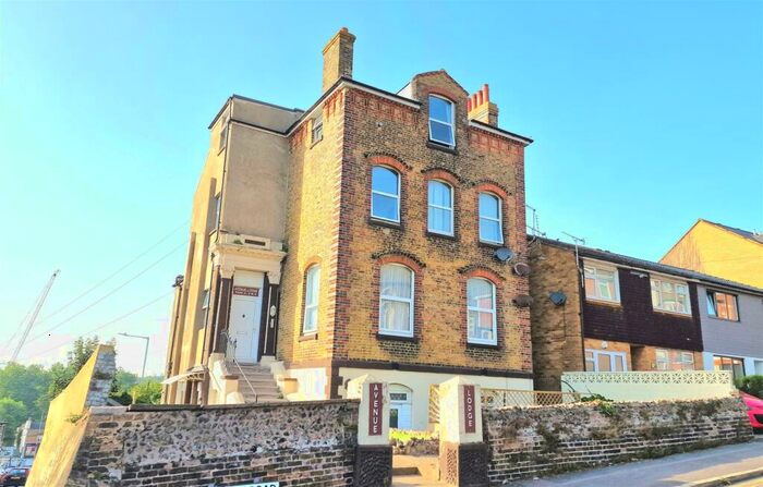 2 Bedroom Apartment To Rent In Avenue Road, Ramsgate, CT11
