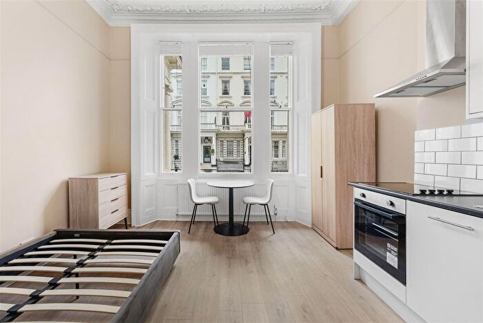 Studio To Rent In St Georges Drive, Pimlico, SW1V