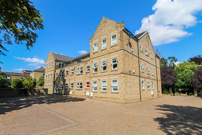 2 Bedroom Flat For Sale In Prospect Place, New Street, Ossett, WF5
