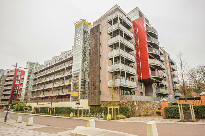 2 Bedroom Apartment To Rent In Ashman Bank, Geoffrey Watling Way, Norwich, NR1