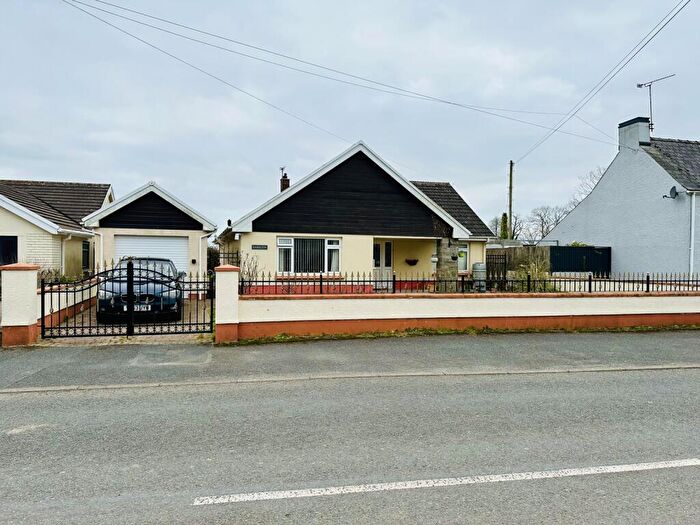 3 Bedroom Bungalow For Sale In Broadmoor, Kilgetty, Pembrokeshire, SA68