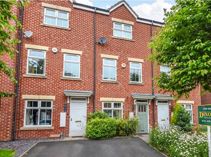 3 Bedroom Terraced House To Rent In Morland Place, Birmingham, B31