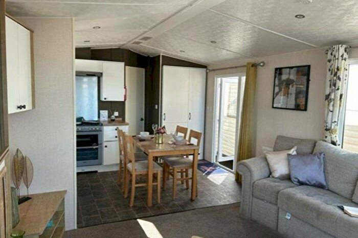 2 Bedroom Caravan For Sale In Pevensey Bay Holiday Park, Pevensey Bay, Eastbourne, East Sussex, BN24