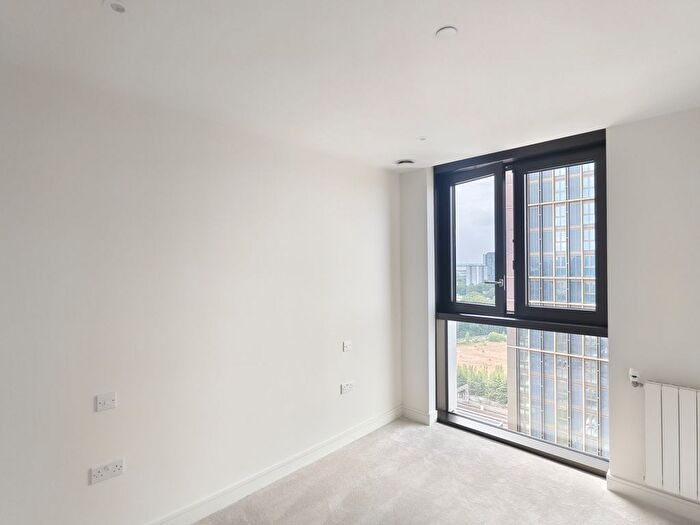 1 Bedroom Flat To Rent In Affinity View, London, E16