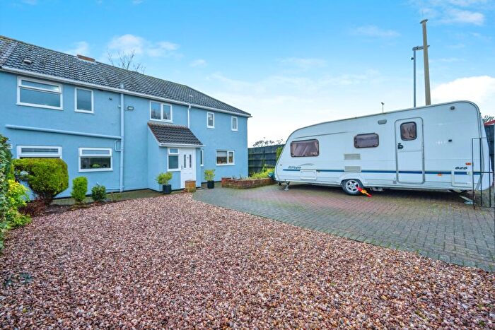 5 Bedroom End Of Terrace House For Sale In Coronation Avenue, Mile Oak, Tamworth, Staffordshire, B78