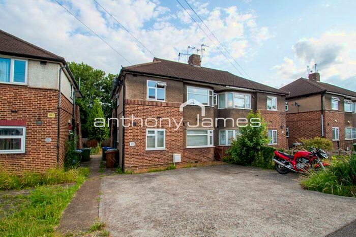 2 Bedroom Maisonette To Rent In Eversley Avenue, Barnehurst, Kent, DA7