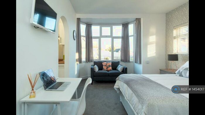 Studio To Rent In Douglas Road, Acocks Green, Birmingham, B27