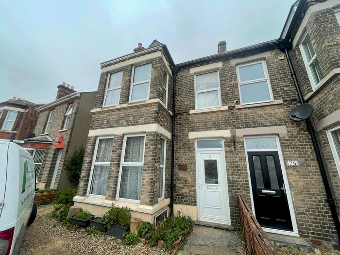 5 Bedroom Property To Rent In Old Road, Clacton-On-Sea, CO15