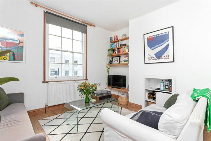 2 Bedroom Apartment To Rent In Offord Road, London, N1