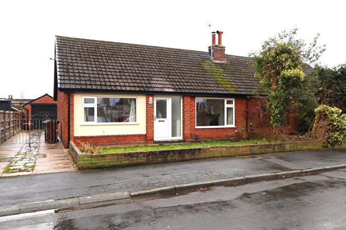 2 Bedroom Bungalow To Rent In Poplar Avenue, Warton, Preston, PR4