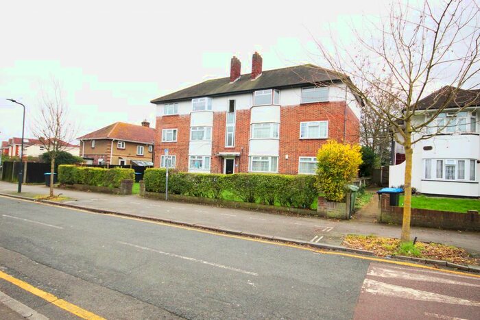 3 Bedroom Flat To Rent In Charlotte Court, Lyon Park Avenue, Wembley, Middlesex, HA0