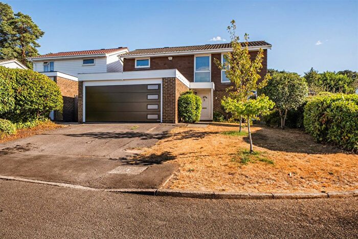 4 Bedroom Detached House For Sale In Qualitas, Bracknell, Berkshire, RG12
