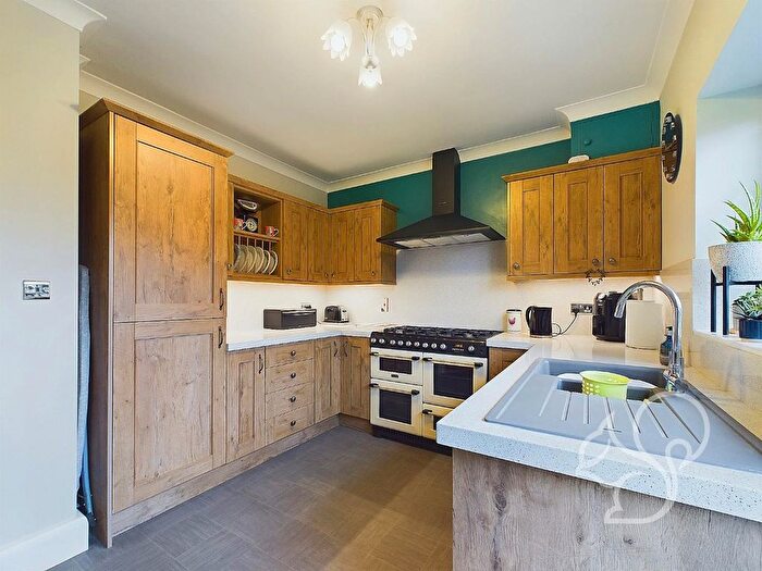 4 Bedroom Detached House For Sale In Straight Road, Colchester, CO3