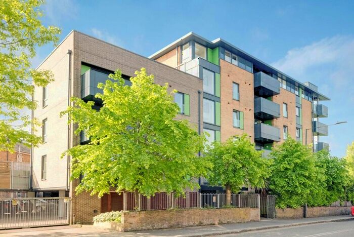 1 Bedroom Flat To Rent In Craven Park, Willesden, NW10