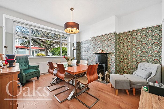 3 Bedroom Terraced House For Sale In Fieldend Road, Streatham Vale, SW16