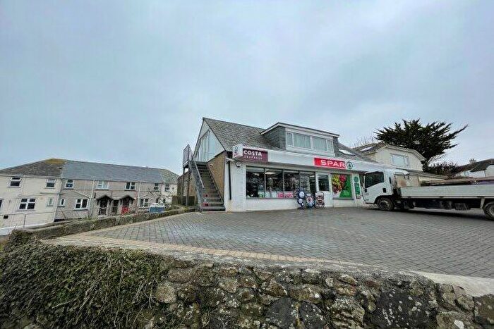 2 Bedroom Flat To Rent In Carnellis Road, St. Ives, TR26