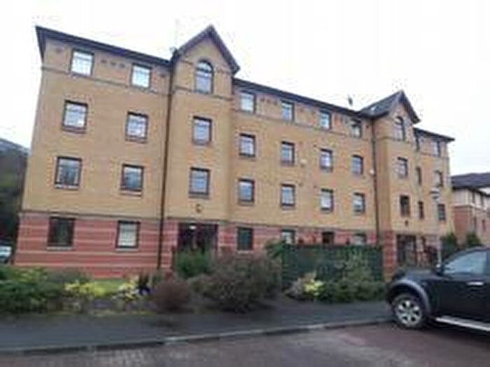 2 Bedroom Flat To Rent In Ferry Road Flat / At, G3