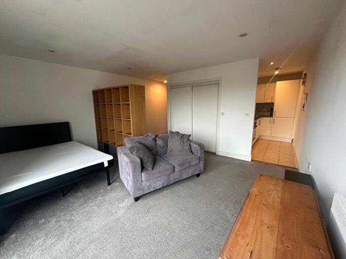 Studio To Rent In Ferry Court, Cardiff, CF11