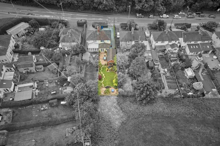 3 Bedroom Semi-Detached House For Sale In Newcastle Road, Clayton, Newcastle, ST5