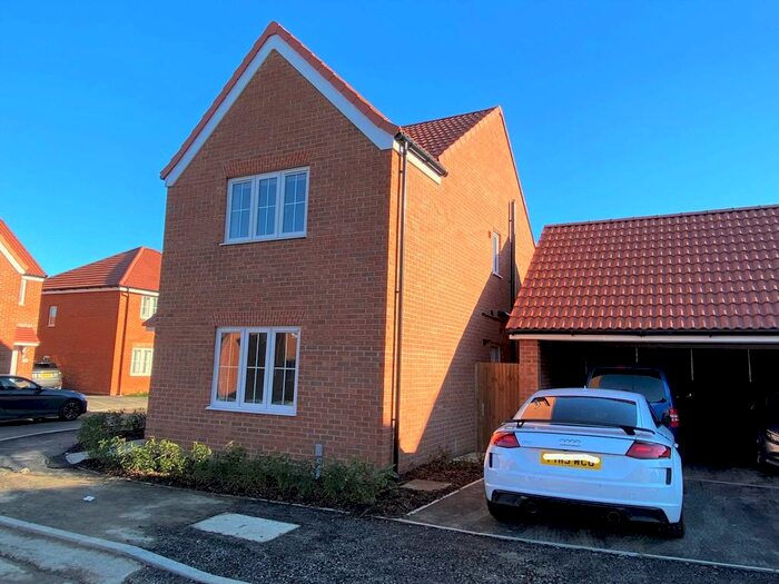 3 Bedroom Detached House To Rent In Mexborough Square, Aylesham CT3